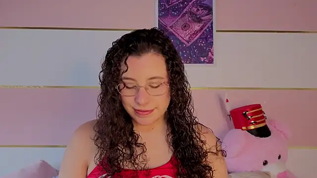 Snapshot of Charlotte__Miller chatting on 18, 1, 2026 Charlotte Miller online show from 18, 1, 2026