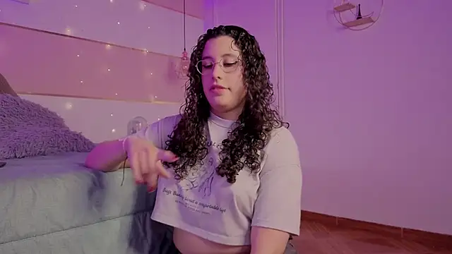 Snapshot of Charlotte__Miller chatting on 18, 2, 2026 Charlotte Miller online show from 18, 2, 2026