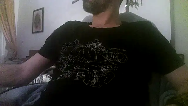 Snapshot of Patrickhound chatting on 1, 12, 2025 Patrickhound online show from 1, 12, 2025