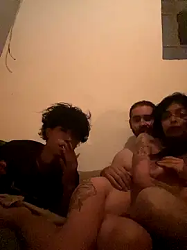 LawrencyLarry online show from 18, 10, 2025