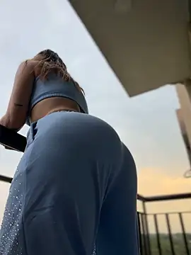 Samantha bigboobs online show from 3, 4, 2026