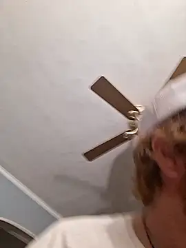 Snapshot of douchydan42 chatting on 18, 10, 2025 douchydan42 online show from 18, 10, 2025