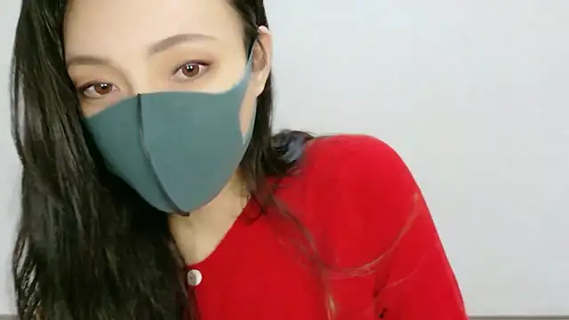 Snapshot of Mary-JP chatting on 7, 11, 2025 Mary-JP online show from 7, 11, 2025