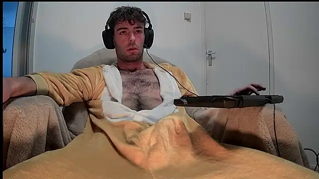 Snapshot of onesieboyx chatting on 14, 1, 2025 onesieboyx online show from 14, 1, 2025