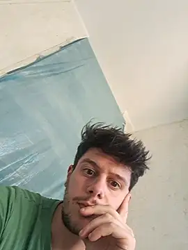 Snapshot of twooloverss chatting on 20, 3, 2026 twooloverss online show from 20, 3, 2026