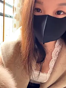 SSSniang- online show from 31, 10, 2025