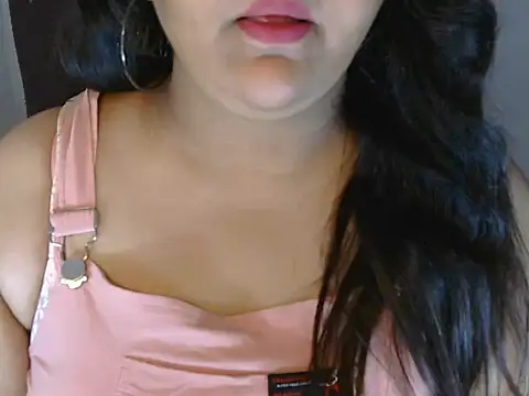 Jenny lovee online show from 26, 4, 2026