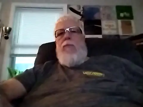 Snapshot of Futura_intx chatting on 20, 9, 2025 Futura intx online show from 20, 9, 2025
