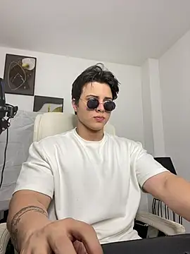 Thom Ohtani online show from 13, 3, 2025