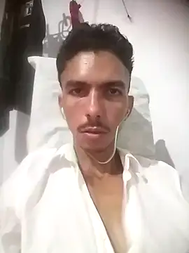 MagrinhoSaradoo online show from 4, 3, 2025