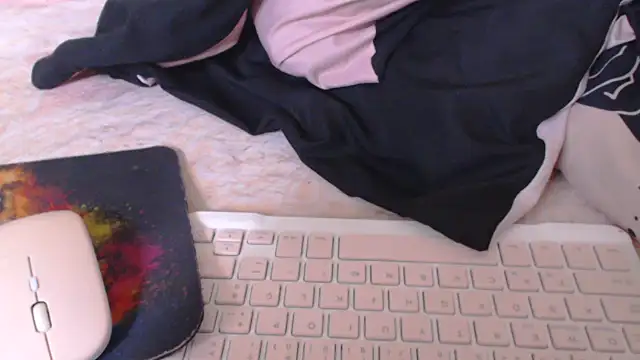 loirascorpio online show from 19, 11, 2025