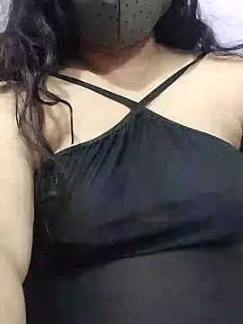 Snapshot of BigAssSarah chatting on 11, 1, 2025 BigAssSarah online show from 11, 1, 2025