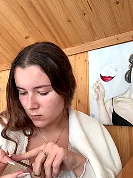 Snapshot of mewKate chatting on 20, 10, 2025 mewKate online show from 20, 10, 2025