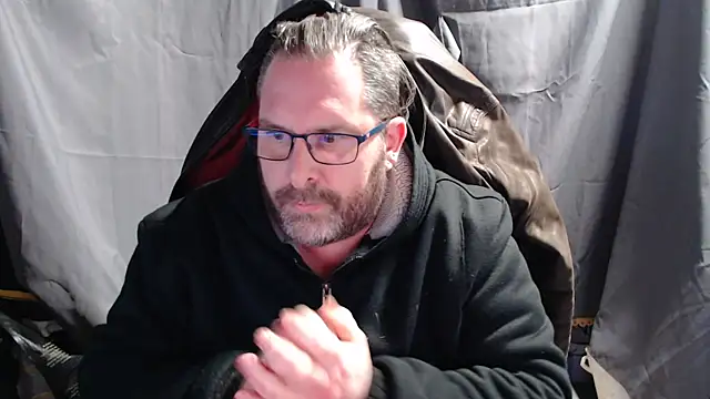 Snapshot of Streamlove77 chatting on 17, 1, 2025 Streamlove77 online show from 17, 1, 2025