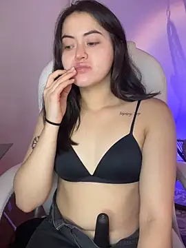 Snapshot of Camila_pinkk chatting on 21, 5, 2026 Camila pinkk online show from 21, 5, 2026