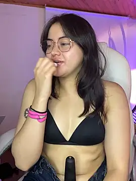 Snapshot of Camila_pinkk chatting on 29, 5, 2026 Camila pinkk online show from 29, 5, 2026