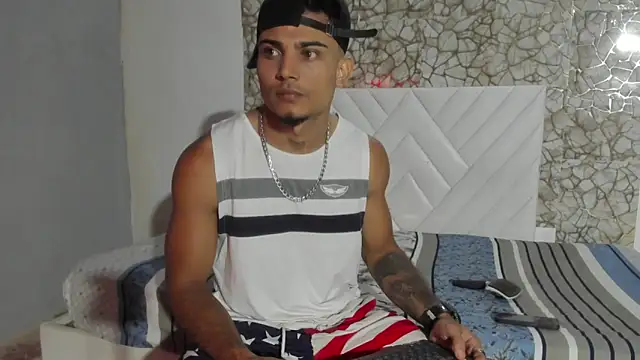 Snapshot of Aaron_butler chatting on 2, 3, 2026 Aaron butler online show from 2, 3, 2026