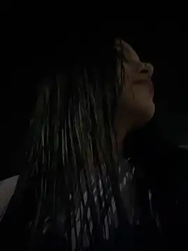 the queen of street online show from 12, 4, 2026