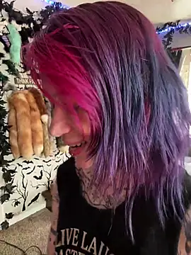 trashbrat online show from 15, 7, 2026