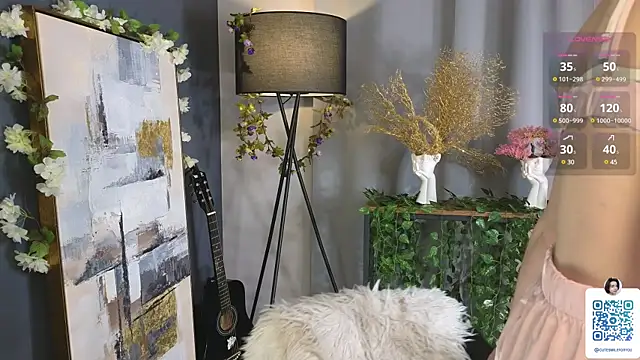 OdiliaHartnell online show from 10, 2, 2025