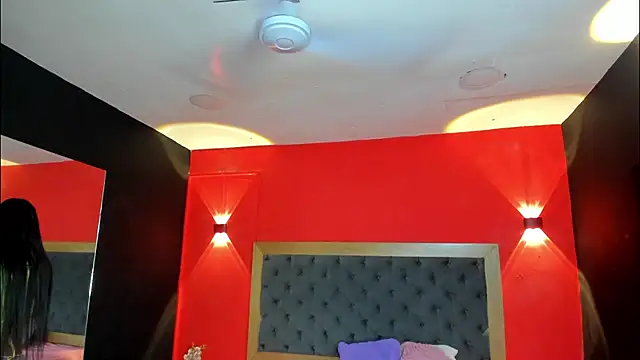 Charlot Vega  online show from 29, 10, 2025