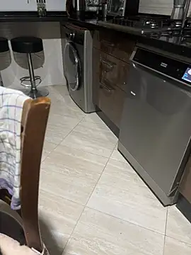 Snapshot of medami chatting on 6, 1, 2025 medami online show from 6, 1, 2025