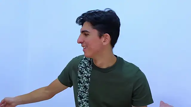 Snapshot of Ana_and_Leo chatting on 11, 2, 2025 Ana and Leo online show from 11, 2, 2025