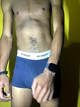 Snapshot of triplebeast chatting on 5, 10, 2025 triplebeast online show from 5, 10, 2025