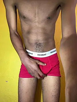 Snapshot of triplebeast chatting on 21, 10, 2025 triplebeast online show from 21, 10, 2025