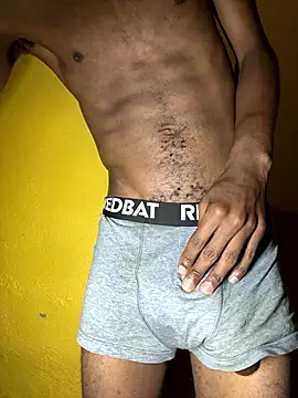 Snapshot of triplebeast chatting on 22, 10, 2025 triplebeast online show from 22, 10, 2025