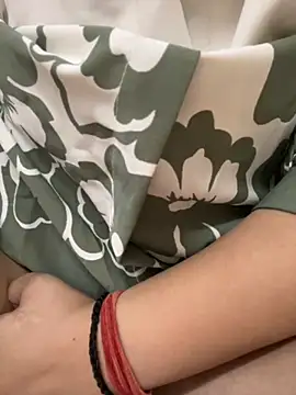 Snapshot of Red-Magic-25 chatting on 7, 10, 2025 Red-Magic-25 online show from 7, 10, 2025