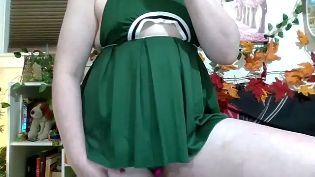 Snapshot of AverageRose chatting on 10, 1, 2026 AverageRose online show from 10, 1, 2026