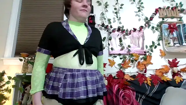 Snapshot of AverageRose chatting on 6, 2, 2026 AverageRose online show from 6, 2, 2026