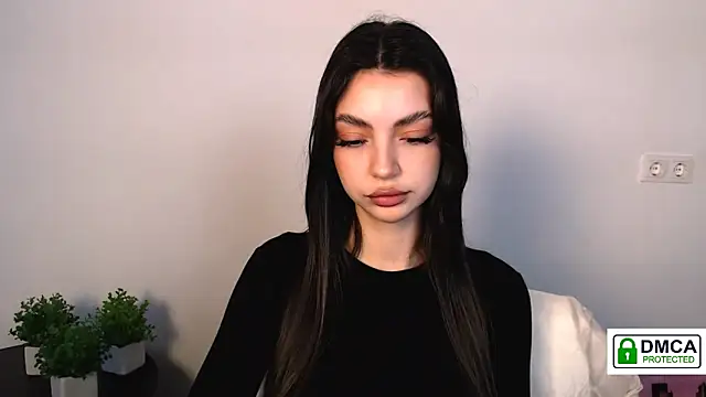 Lexi Jous online show from 13, 10, 2025
