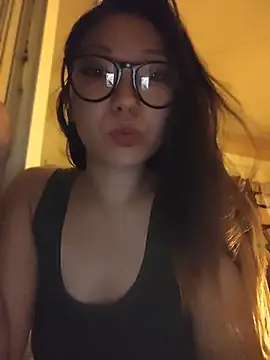 Snapshot of LoveFoxyQueen chatting on 12, 7, 2026 LoveFoxyQueen online show from 12, 7, 2026