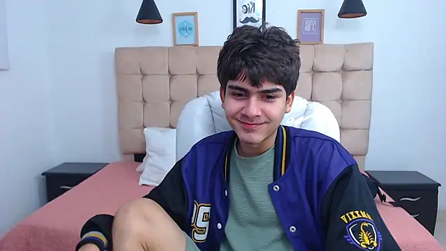 Tommy18   online show from 7, 2, 2025