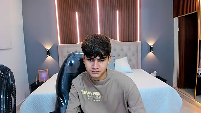 Tommy18   online show from 16, 9, 2025