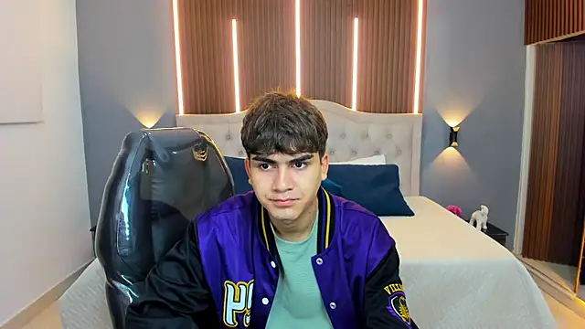 Tommy18   online show from 18, 11, 2025