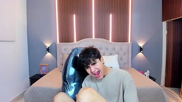 Tommy18   online show from 29, 11, 2025