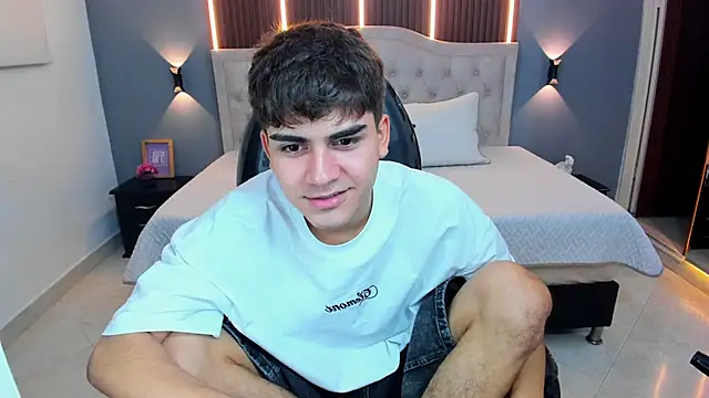 Tommy18   online show from 19, 2, 2026