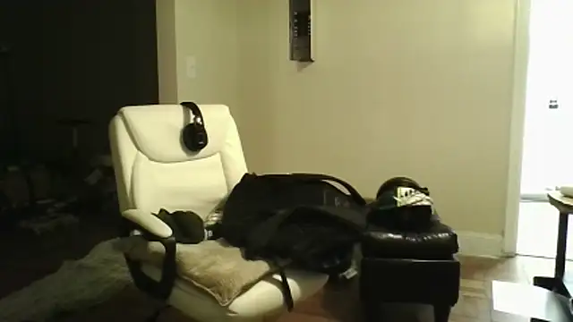 MrDaddyBbSnake online show from 17, 11, 2025