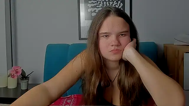 AdeleCruz online show from 13, 2, 2026