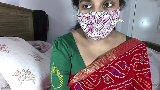 Snapshot of ArathyNambyarMallu chatting on 15, 1, 2026 ArathyNambyarMallu online show from 15, 1, 2026