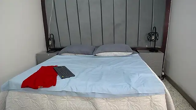 VickyBoobss online show from 1, 2, 2025