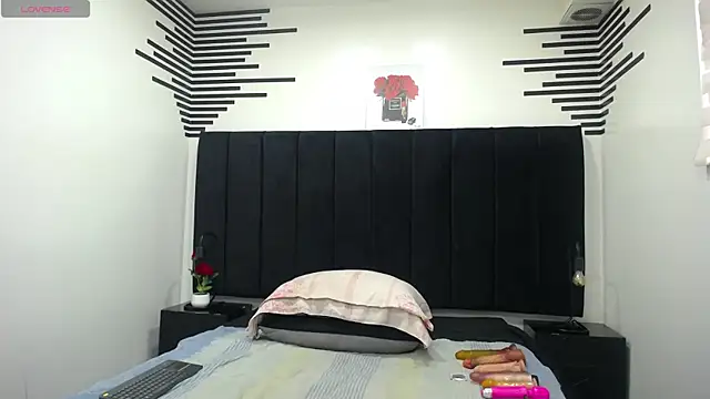 VickyBoobss online show from 7, 10, 2025