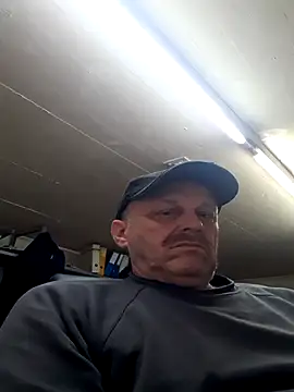 Snapshot of Schwach041967 chatting on 22, 4, 2026 Schwach041967 online show from 22, 4, 2026