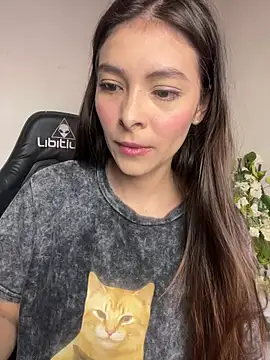 Snapshot of Aleska_Miami chatting on 24, 6, 2026 Aleska Miami online show from 24, 6, 2026