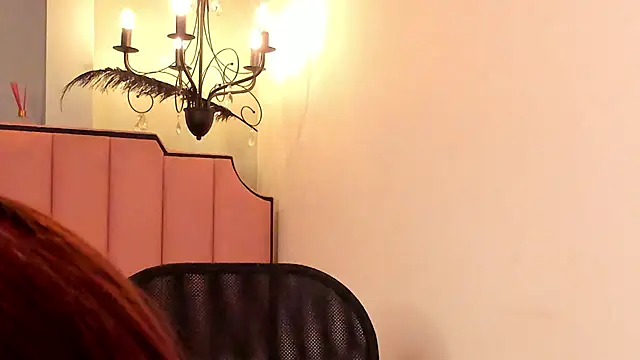 Snapshot of KarenSims chatting on 17, 11, 2025 KarenSims online show from 17, 11, 2025