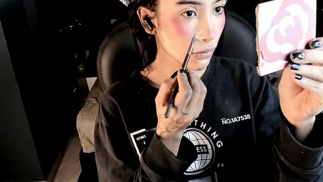 vaiolethsan   online show from 31, 1, 2026