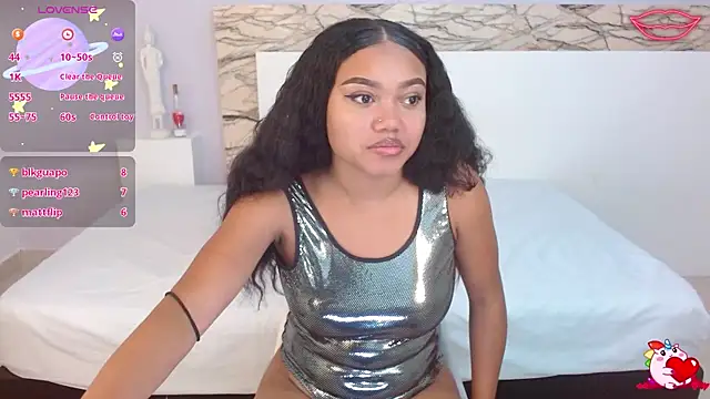 JasmineRose7 online show from 3, 3, 2025